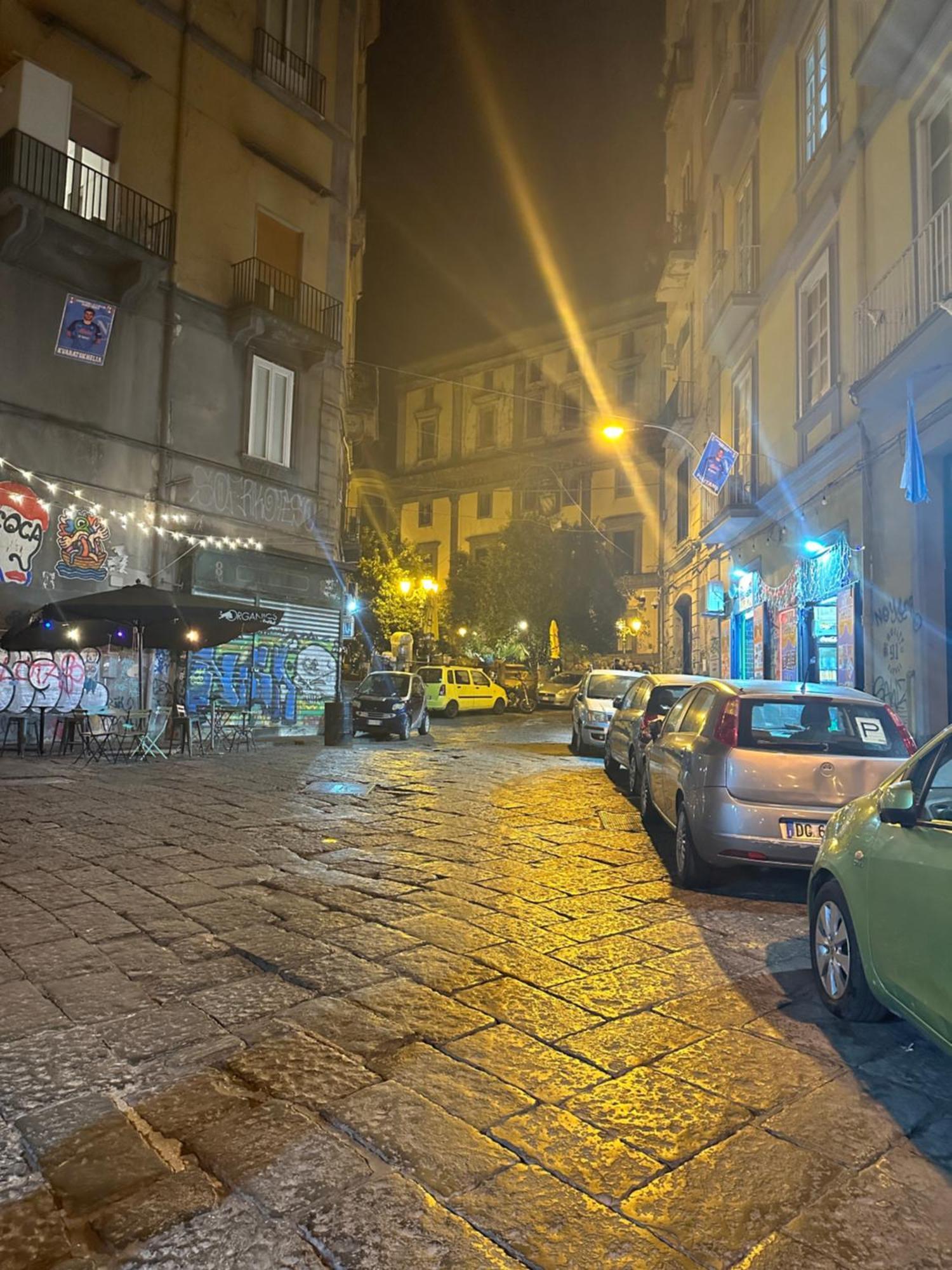 Naples To Stay Ngoại thất bức ảnh